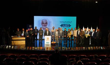 مصطفی زمانی از پایه‌گذاران نشر انقلاب اسلامی است 