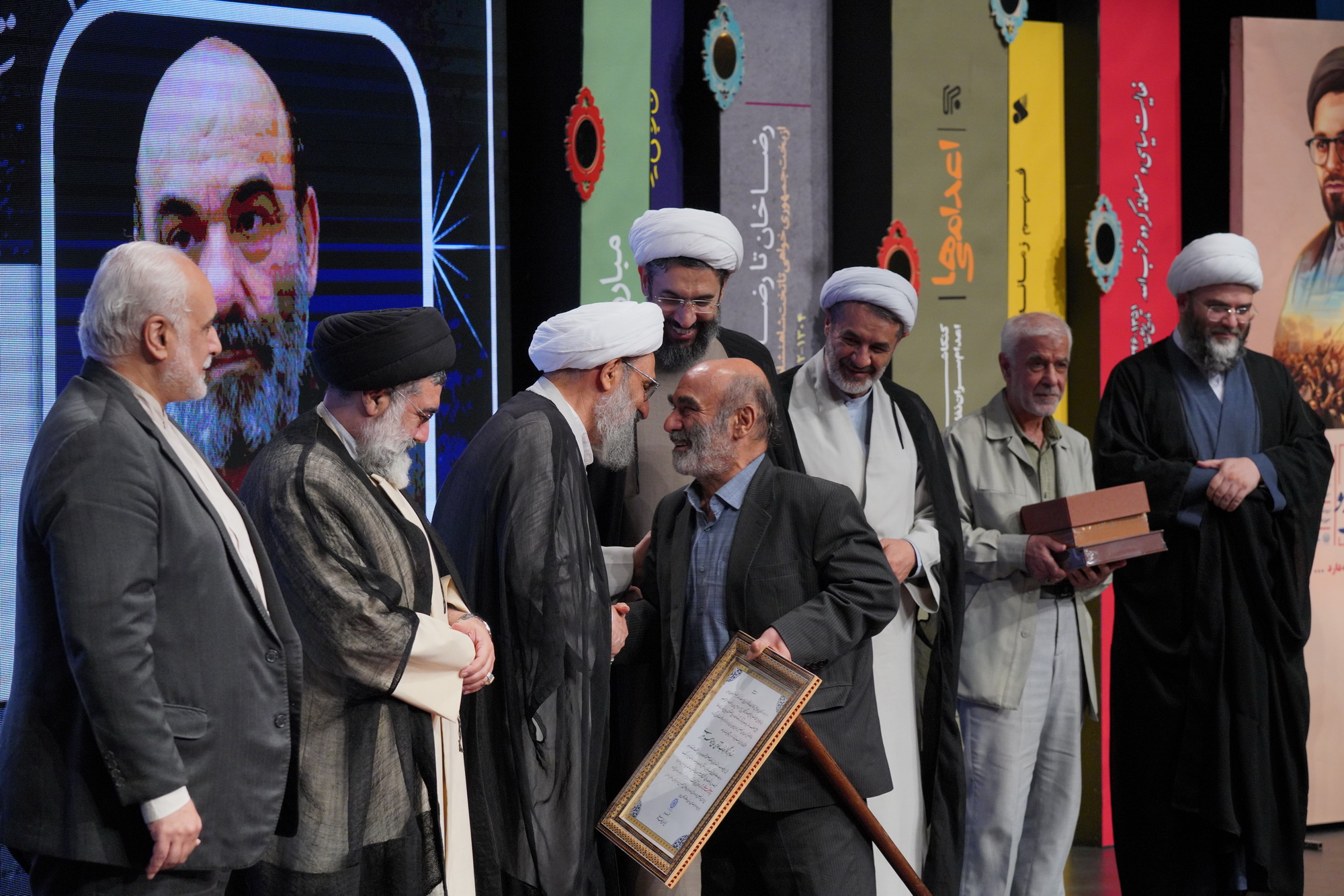 مستند «راوی حقیقت»؛ روایتی از حاج قاسم تبریزی