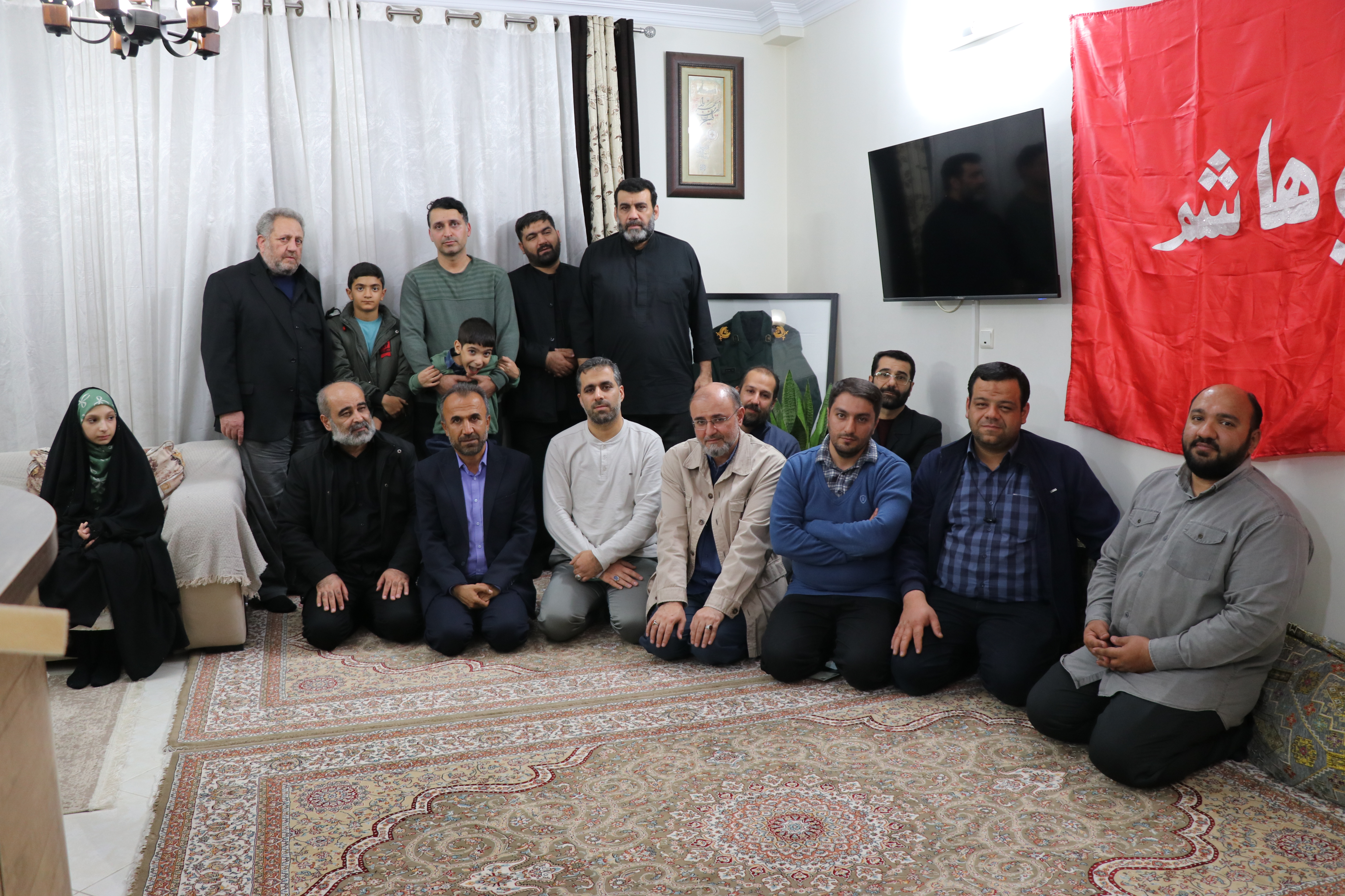 اعضای مجمع ناشران انقلاب اسلامی مهمان خانه شهید جواد پوررجبی شدند