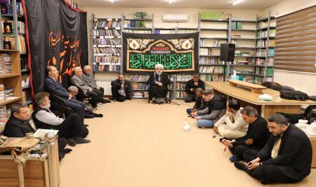 هیئت امام هادی(ع) با حضور ناشران جبهه فرهنگی انقلاب اسلامی برگزار شد